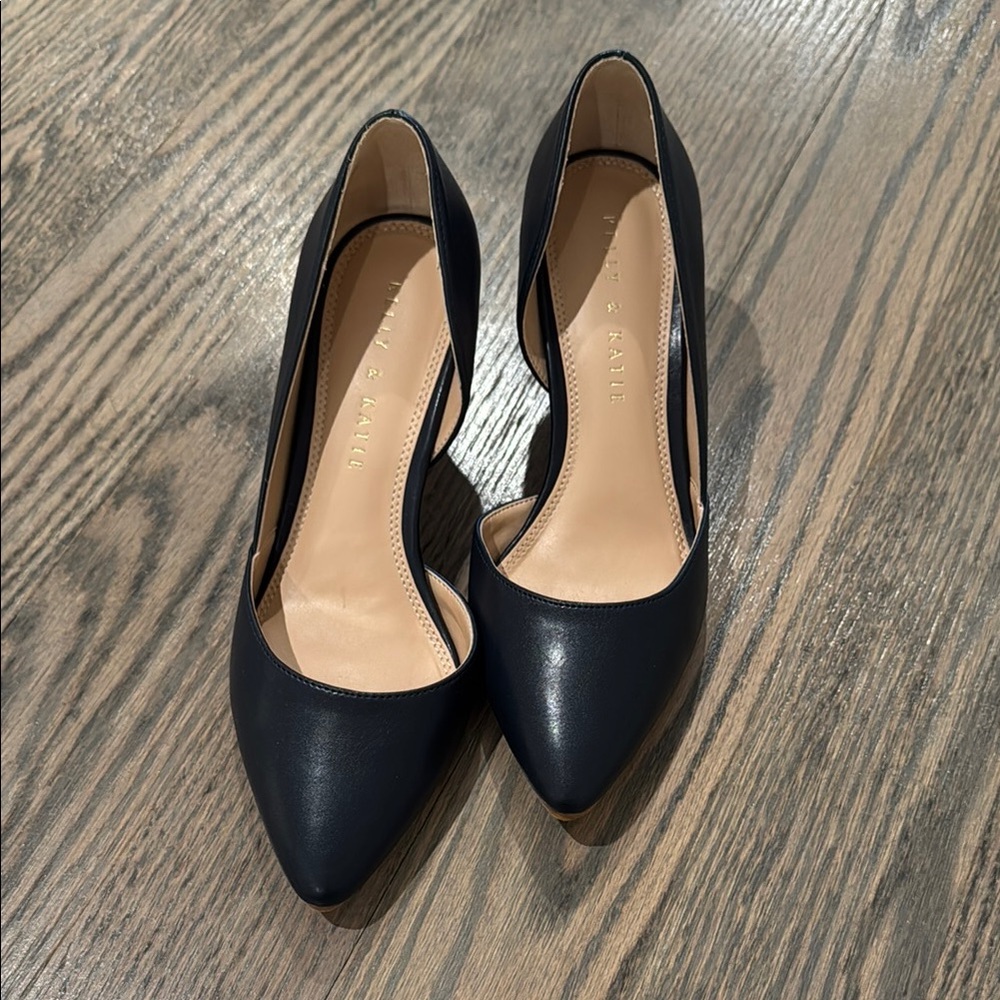 Elegant Navy Wedge Pumps